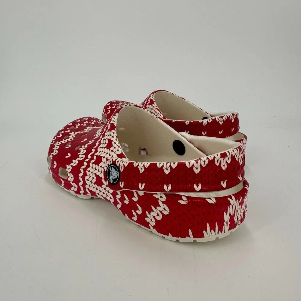 Crocs Kids Classic Clogs Size 2 Red Holiday Sweater Slip-on Shoes